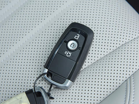 2026  2.0T  EcoBoost  