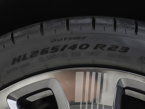 2025�� 102kWh ��ƽ���ر��