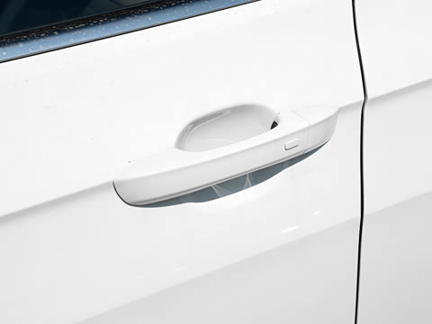 2026�� ���� 300TSI �����