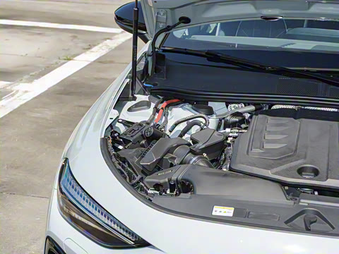 2026�� 2.0T �˶���