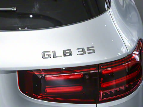 2024�� AMG GLB 35 4MATIC