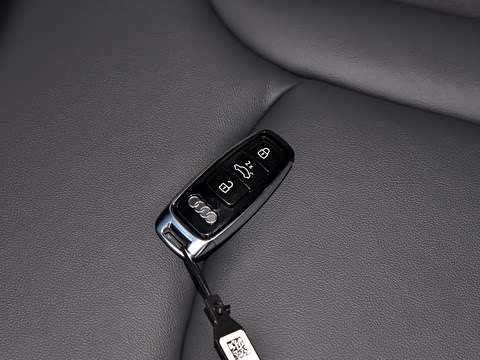 2026�� 45 TFSI quattro S line����ʿ��