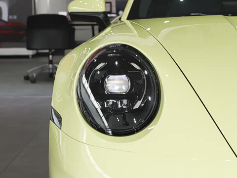 2026�� Carrera 3.0T