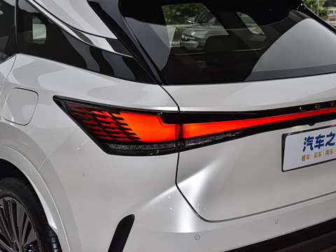 2026�� 350h ����������