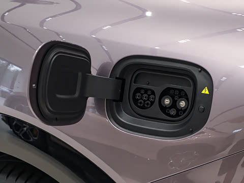 2025�� Max��