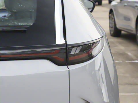 2025�� ����200 Pro