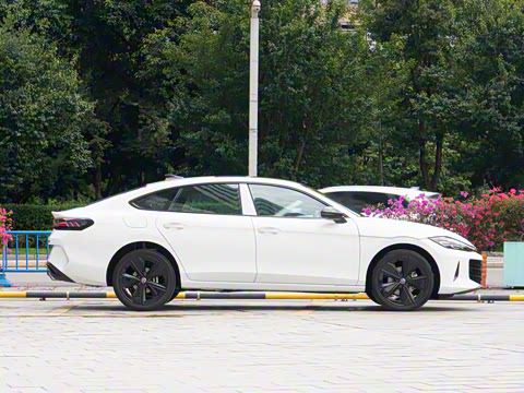 2026�� ���L GTS 380TSI ����