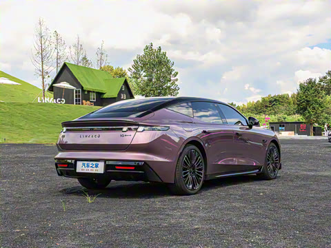 2025�� 240����Ultra