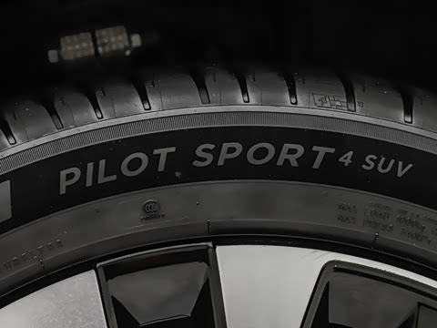 2026�� 235km ����Ǭ��������