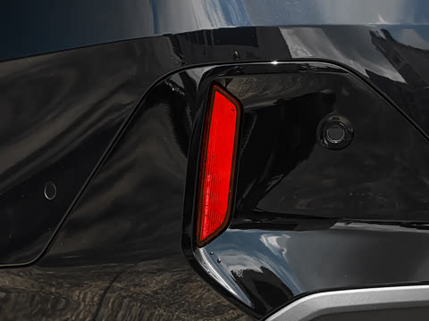 2026�� 525i M�˶���װ