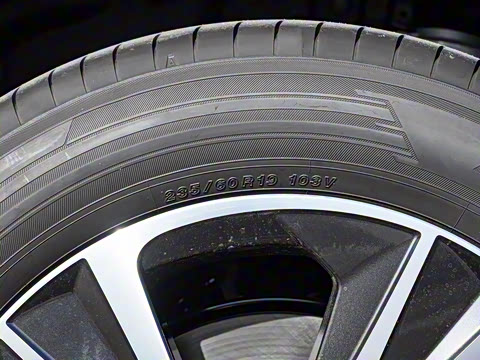 2026�� 300 ����������