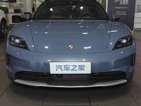 2026�� Taycan 4 Cross Turismo