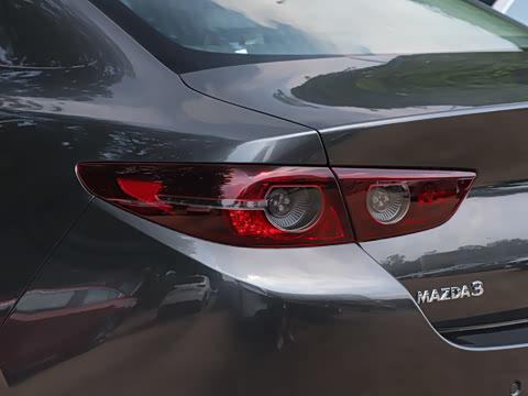 2025�� 2.0L �Զ����Ű�