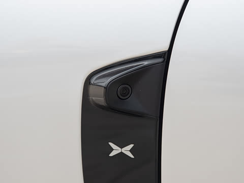 2025�� 702 ������ Ultra