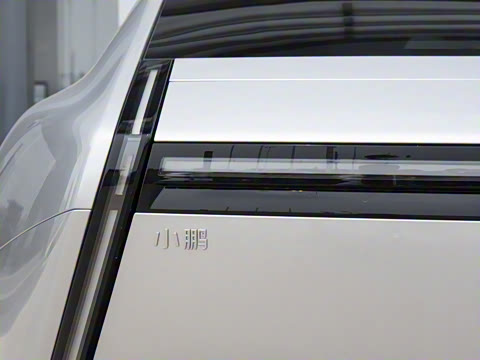 2025�� 702 ������ Ultra