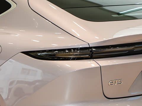 2025�� Զ����װ�޶��� 100kWh