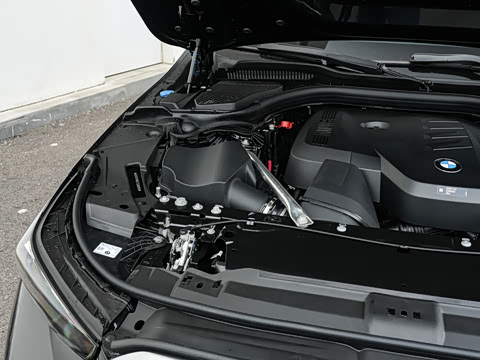 2026�� �Ŀ� 525Li M�˶���װ