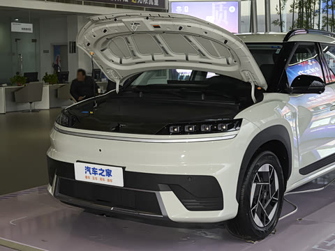 2025�� ����SMART�� 64.2kWh