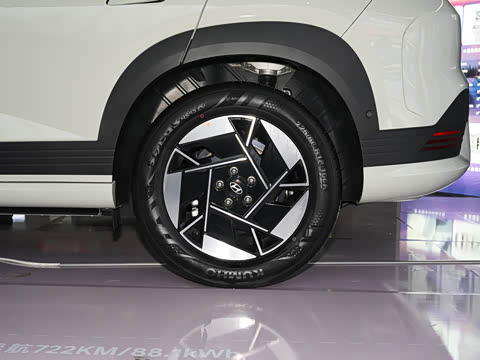 2025�� ����SMART�� 64.2kWh