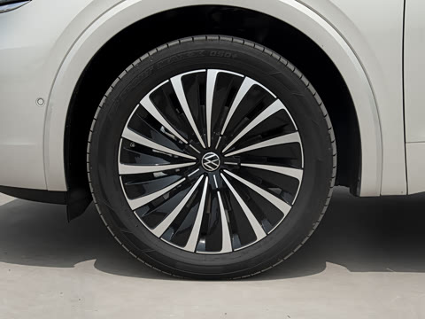 2026�� 380TSI ����
