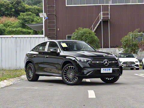 2025�� �Ŀ� GLC 300 4MATIC ����SUV