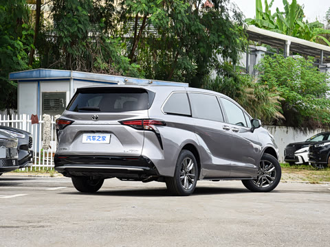2027�� 2.5L ˫������������