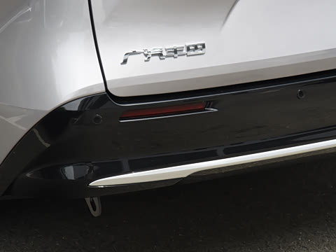 2027�� 2.5L ˫������������