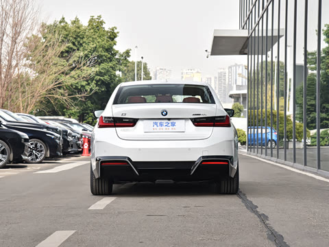 2026�� �Ŀ� eDrive 40 L ��ҹ��װ