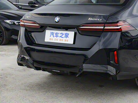 2026�� 525Li M�˶���װ