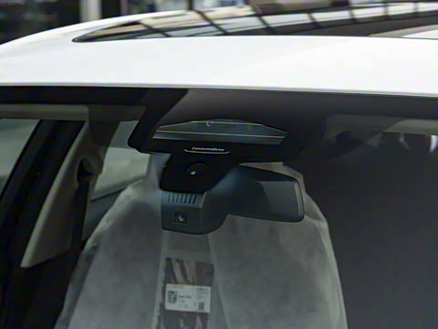 2026�� eDrive 40 L ��ҹ�˶���װ