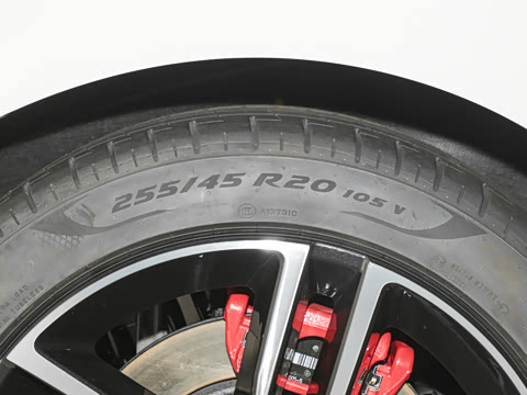 2025�� ����   Ultra ������