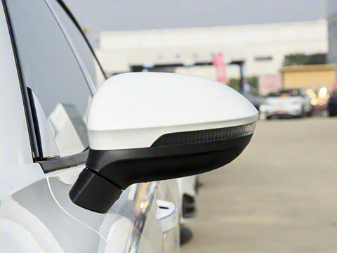 2026�� ���L 300TSI ��а�