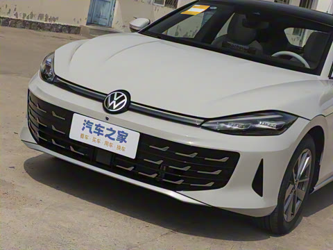 2026�� ���L 300TSI ����