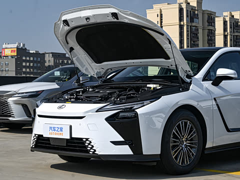 2026�� 300h
