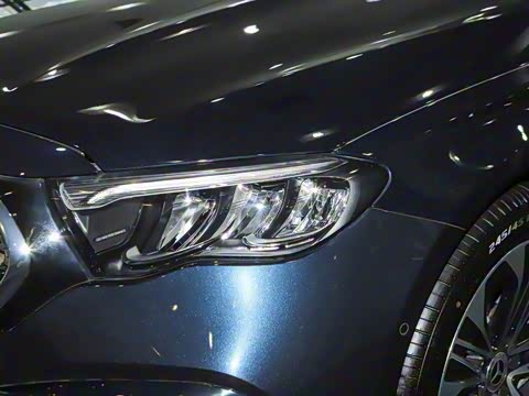 2024�� E 350 e L ���ʽ��϶����˶��γ�