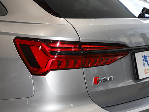 2025��  RS 6 4.0T Avant performance