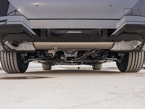 2026�� �Ŀ� 525Li M�˶���װ