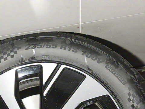 2026�� ̽��L 300TSI ������Ӣ