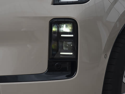 2026�� ������������Plus