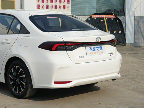 2026�� 1.8L ˫�� ��Ӣ��