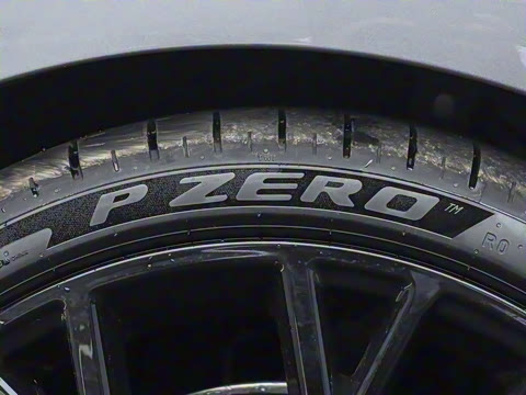 2026�� TFSI quattro 150kW �׷�������