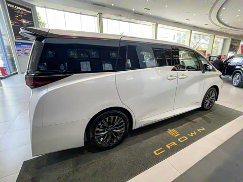 2025�� �ʹ� ˫�� 2.5L ī���