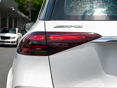 2026�� AMG GLE 53 4MATIC+