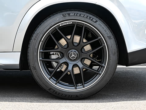 2026�� AMG GLE 53 4MATIC+