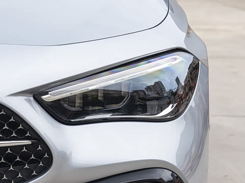 2026�� �Ŀ� CLE 300 4MATIC �����ͽ��ܳ�