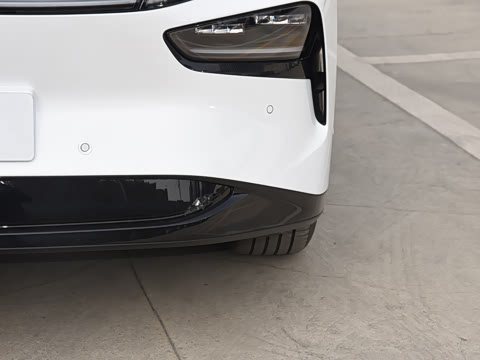 2026�� ���� 602 Max �콢��