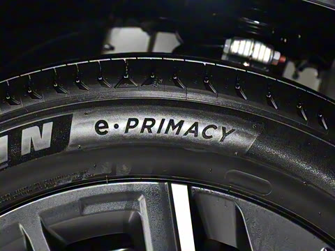 2025�� 670 Max��