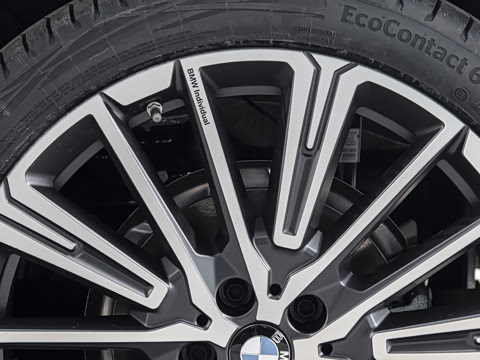 2026�� xDrive25Li M�˶���ҹ��װ