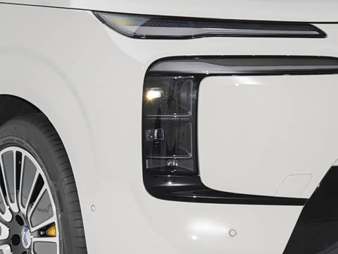 2025�� �콢��