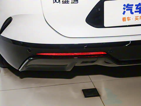 2025�� �Ŀ� Max�����